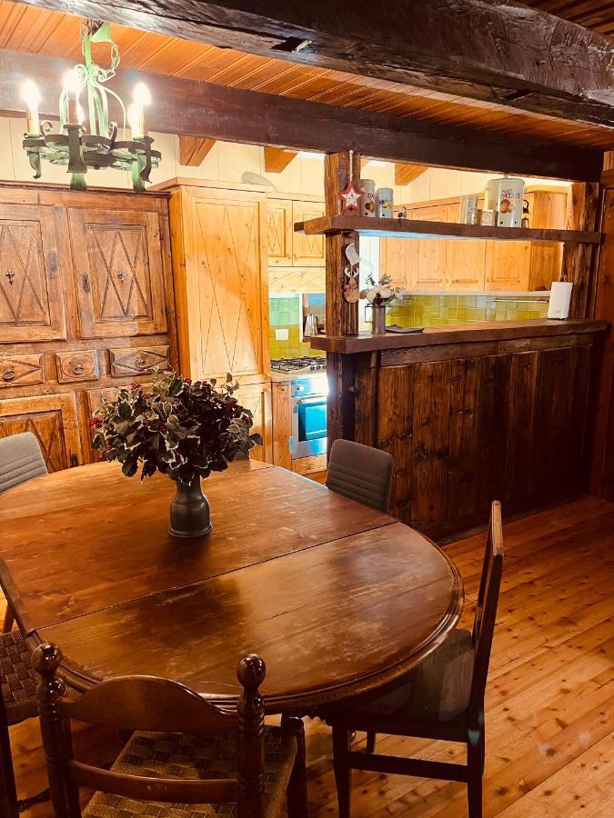 Chalet Blanc "Coeur Sapin" Courmayeur Exterior photo
